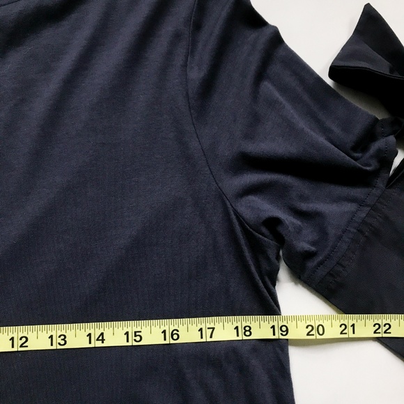 ✨$10✨ Topshop Tie Trumpet Sleeve Tunic - Picture 6 of 7